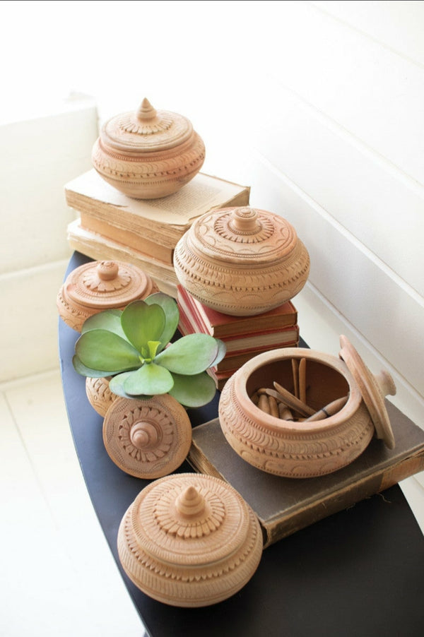 Bowls, Platters, Trugs & Trays