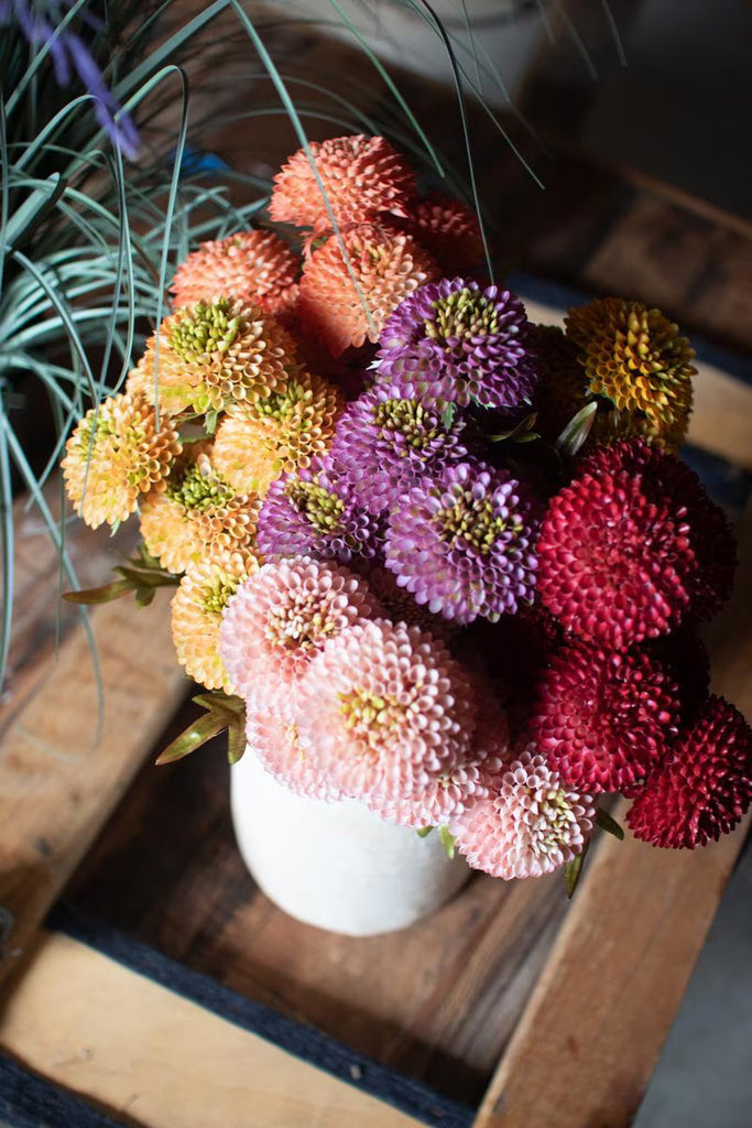 BUNDLE OF SEVEN  ARTIFICIAL ZINNIAS - LIGHT PINK — Kalalou CHAL1005
