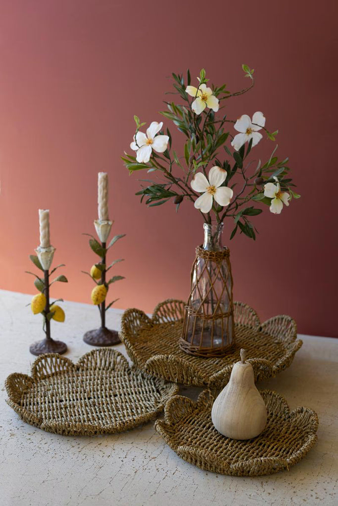 Set of 3 Flower Shaped Woven Seagrass Trays - image 1