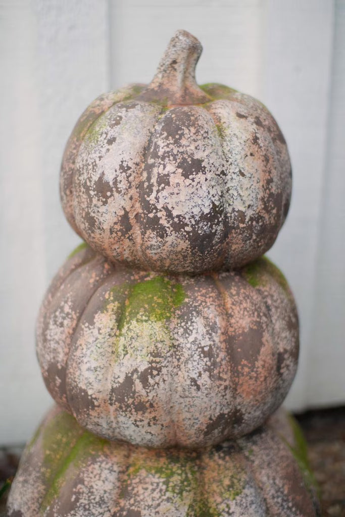 THREE STACKED FAUX CONCRETE PUMPKINS — Kalalou CHE1474