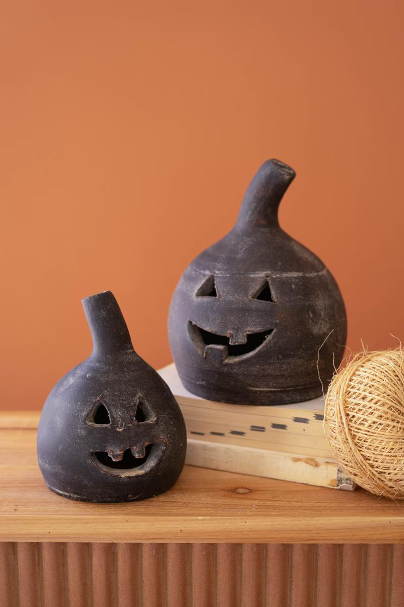 Set of 2 Small Clay Jack-o-lanterns - Black – image 1