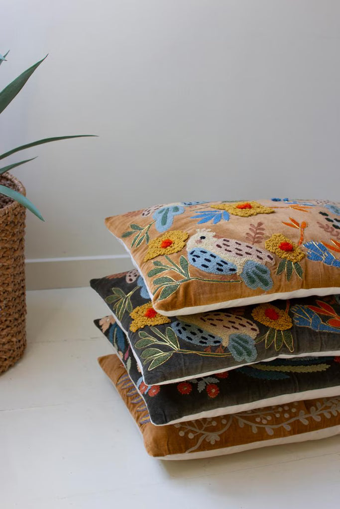 Set of 2 Embroidered Pillows with Flowers - One Each Color – image 4