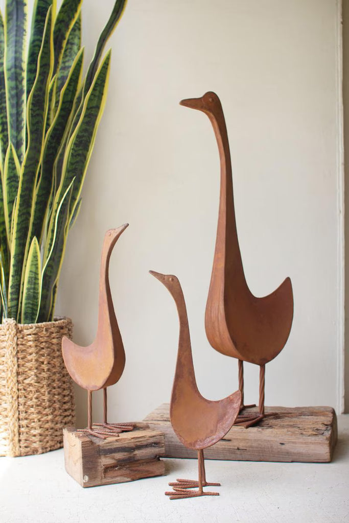 Set of 3 Rustic Metal Geese – image 1
