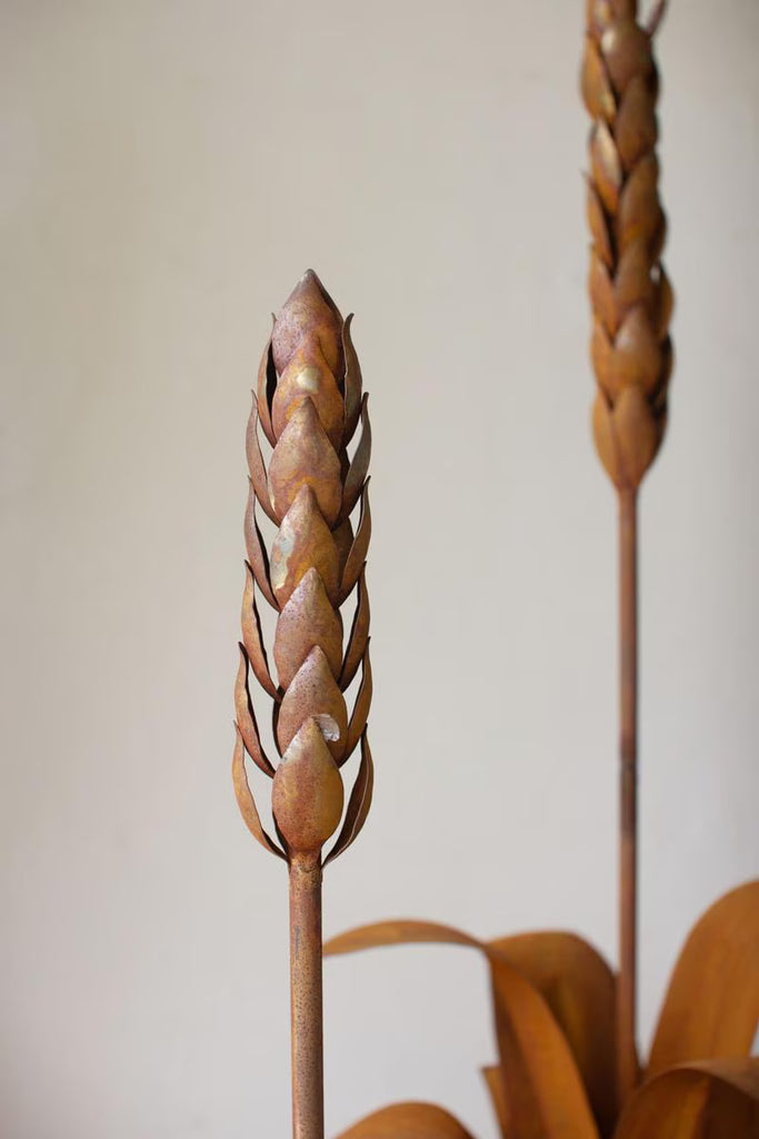 Set of 2 Rustic Metal Aloe Plants with Flowers – image 3