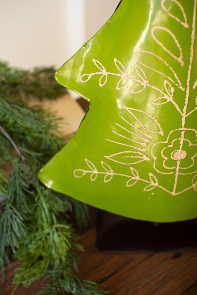 Set of 2 Recycled Painted Metal Folk Christmas Trees – image 3