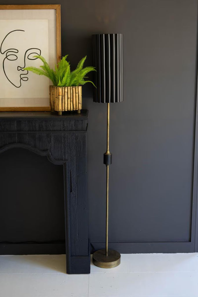 ANTIQUE GOLD FLOOR LAMP WITH FLUTED BLACK METAL SHADE — Kalalou CLL2804