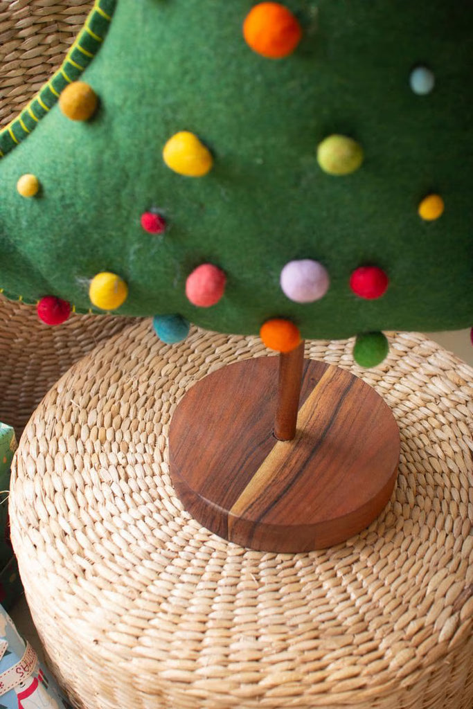 Large Felt Christmas Tree on Wood Base – image 2