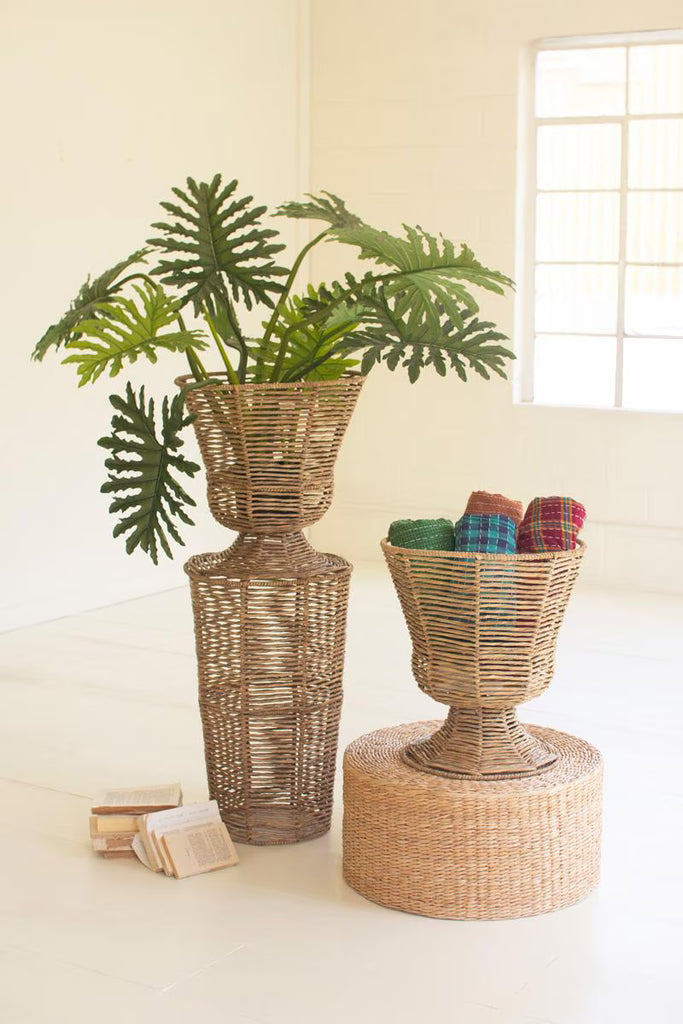 Iron and Seagrass Urn – image 2