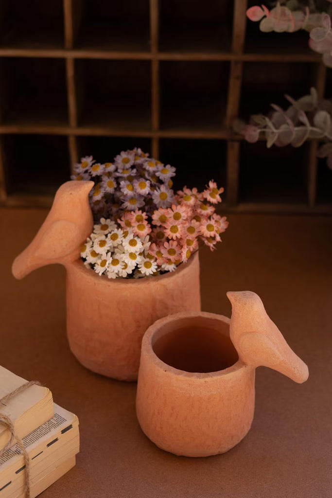 Set of 2 Concrete Planters with Birds - Terracotta - view 1