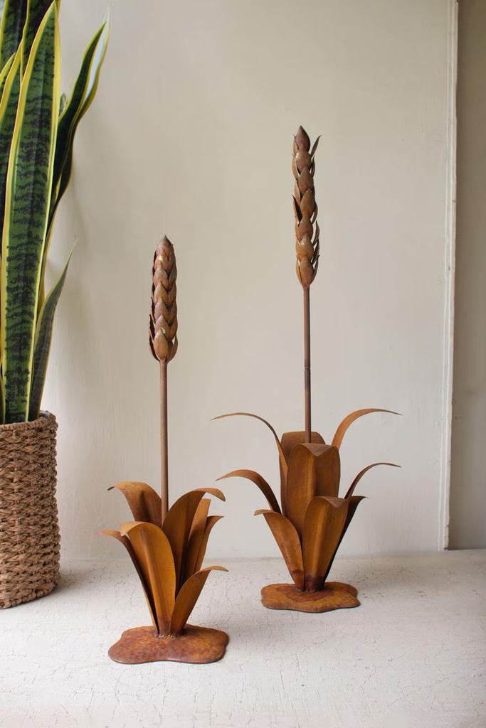 Set of 2 Rustic Metal Aloe Plants with Flowers – image 1
