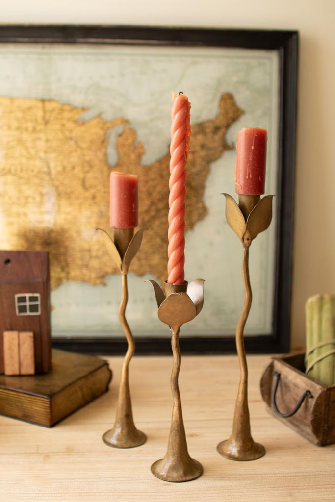 Set of 3 Taper Candle Holders - Tulips - view 4