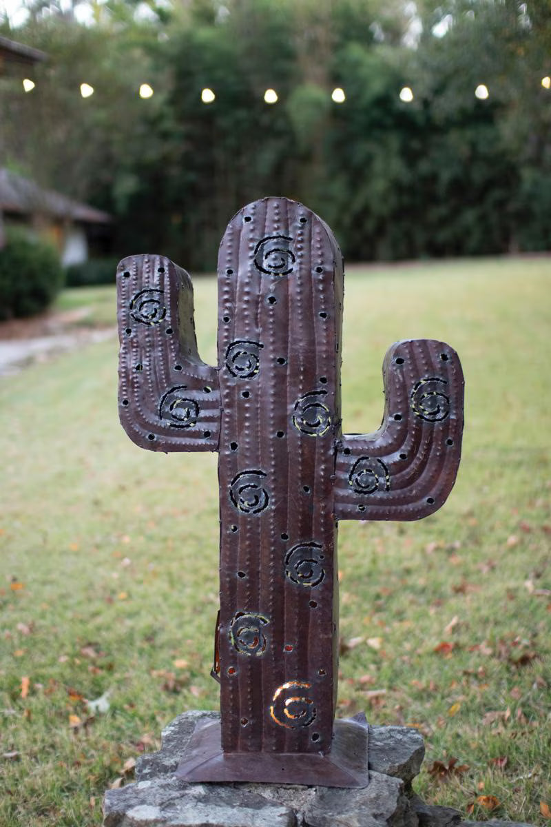 Iron Cactus Luminary – image 1