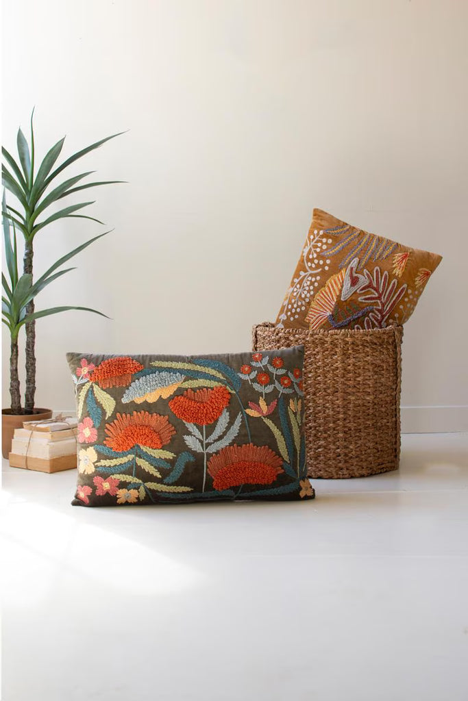 Set of 2 Embroidered Pillows with Flowers - One Each Color – image 8