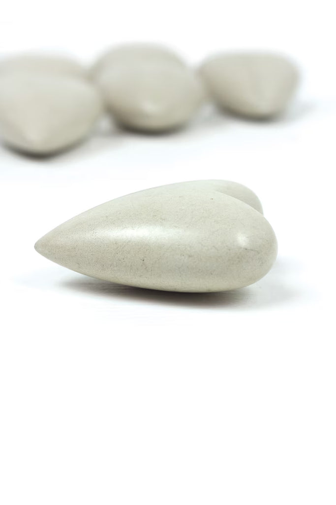 SET OF SIX HAND CARVED STONE HEARTS-WHITE (MIN 2) — Kalalou A5742K
