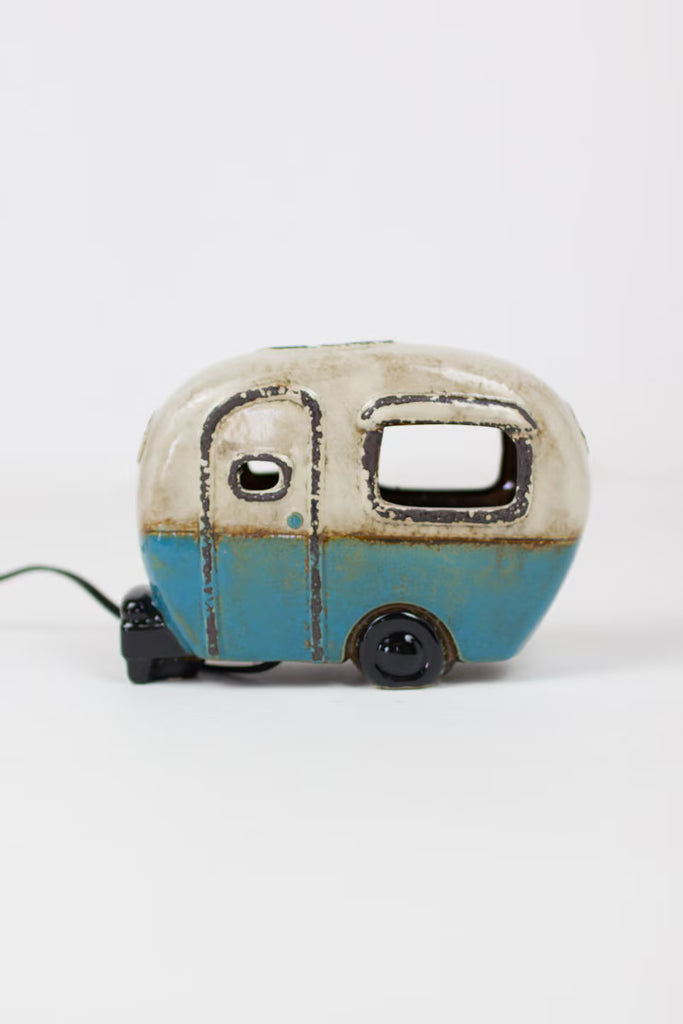 CERAMIC CAMPER LAMP (MIN 2) — Kalalou CDV1754K