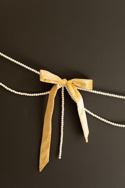 Bow Garland with Pearls - view 1