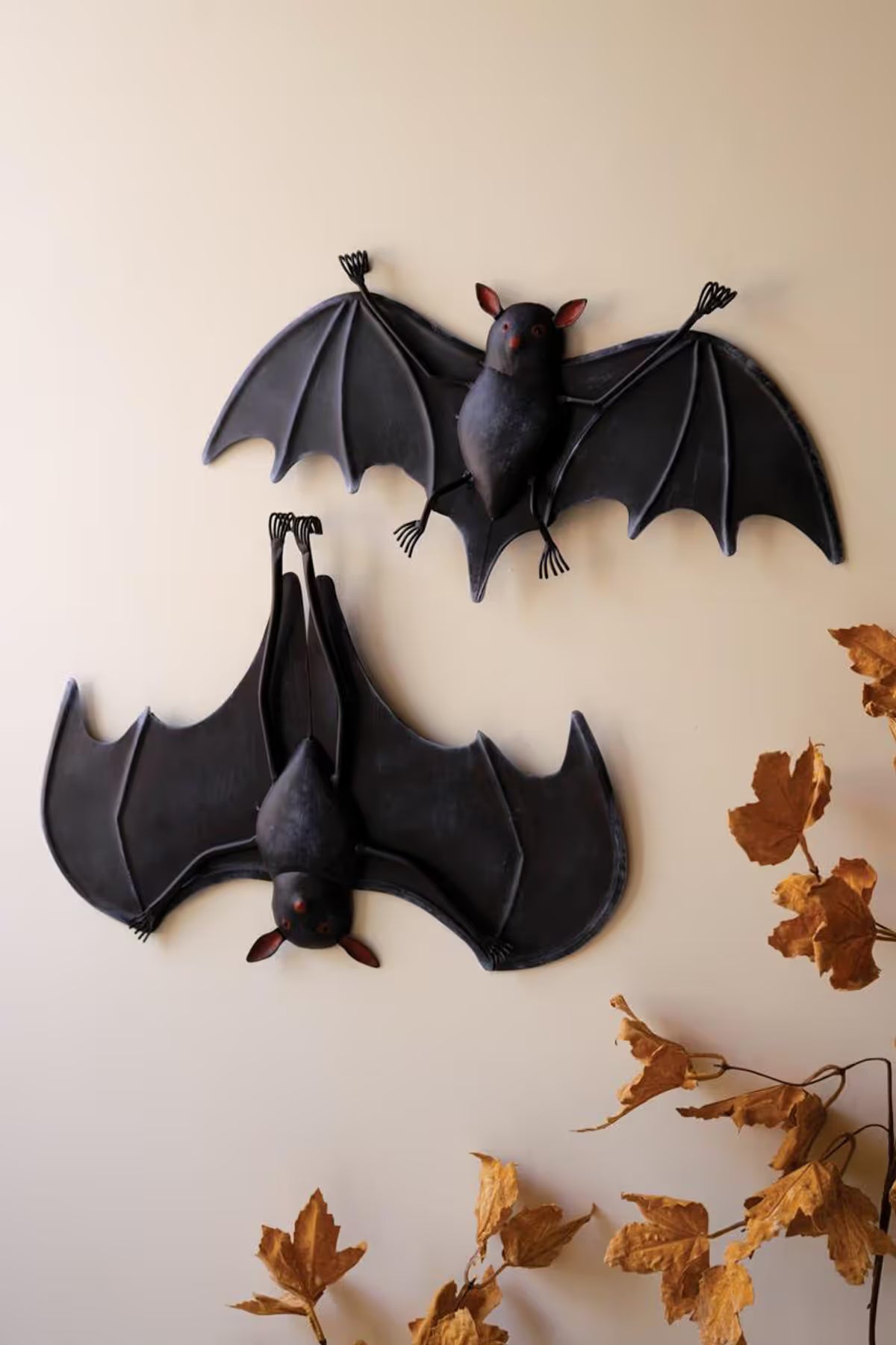 Set of 2 Painted Metal Wall-Hanging Halloween Bats