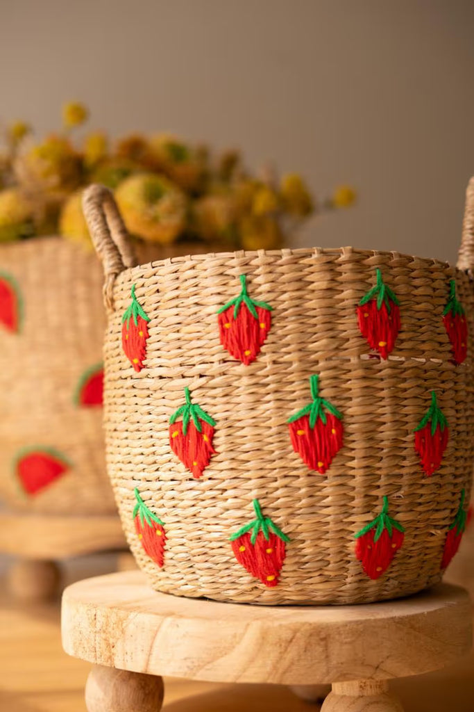 Set of 3 Seagrass Baskets with Embroidered Fruit