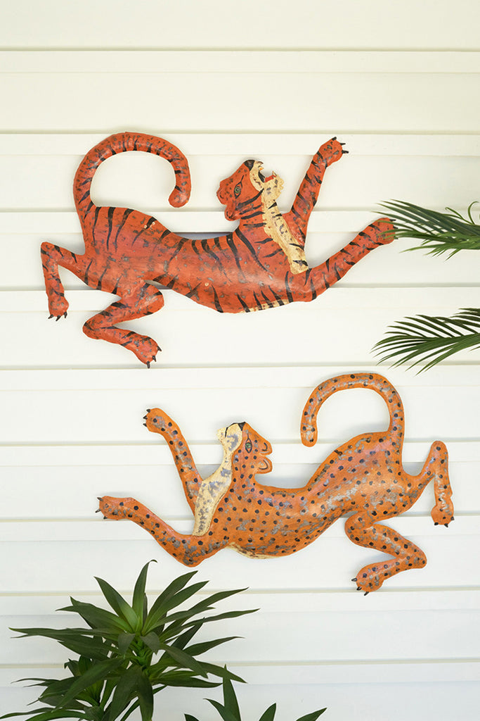 Set Of 2 Hand Hammered Recycled Cheetah And Tiger Wall Hanging - Hearts Attic 