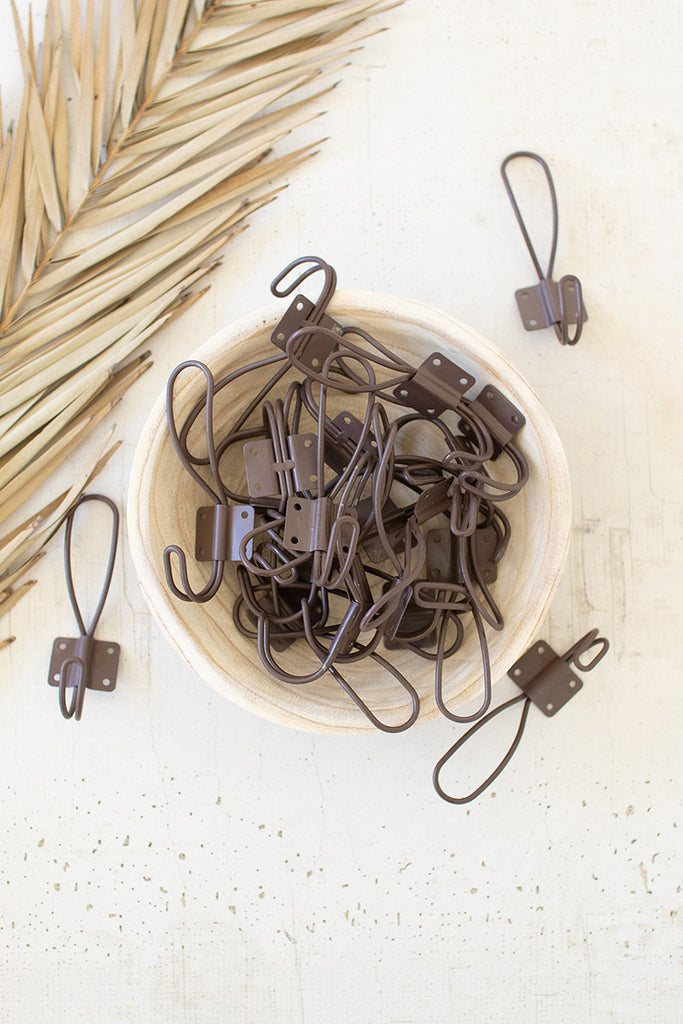 Box Of 24 Rustic Metal Coat Hooks With Screws - Hearts Attic 